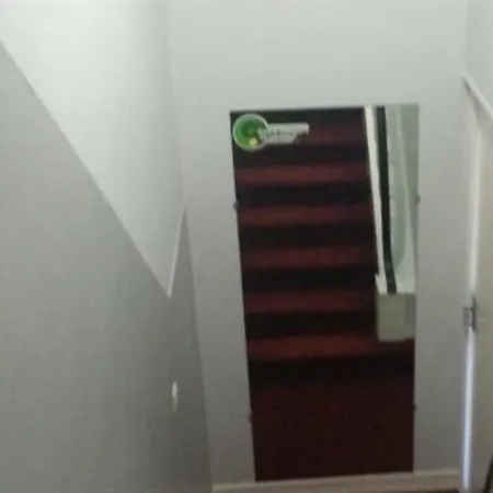 Le Hussard Отель