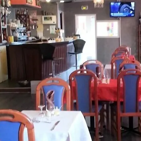 Le Hussard Szálloda 2*
