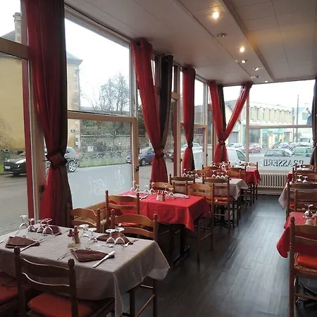 Hotel Le Hussard Alençon