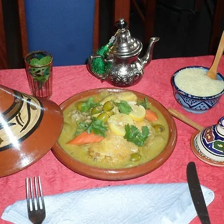 Le Hussard 2* Alençon