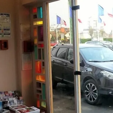 Hotel Le Hussard Alençon